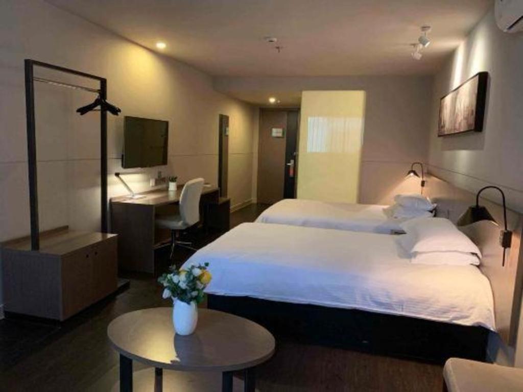 Jinjiang Inn Select Nanjing South Railway Station North Square Екстер'єр фото