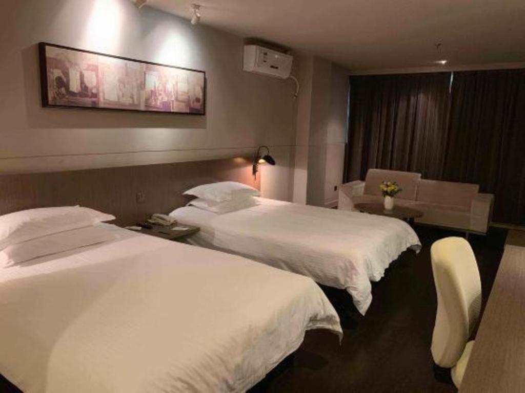 Jinjiang Inn Select Nanjing South Railway Station North Square Екстер'єр фото